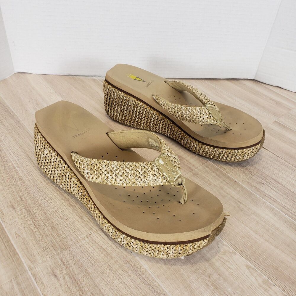 Volatile Women's Island Wedge Sandal A Tan Bohemian Weave Material Sz 9